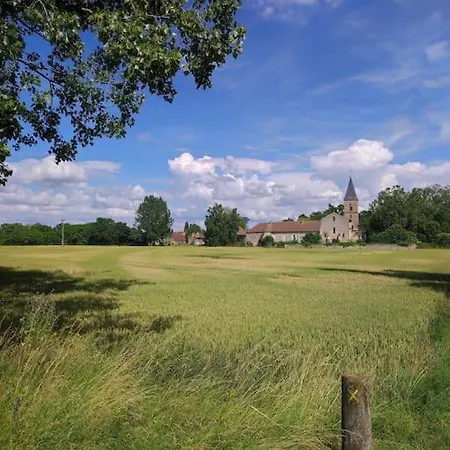 Le Pigeonnier D'agnes * Jenzat