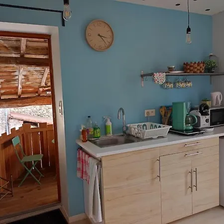 Le Pigeonnier D'agnes Сasa de vacaciones Jenzat